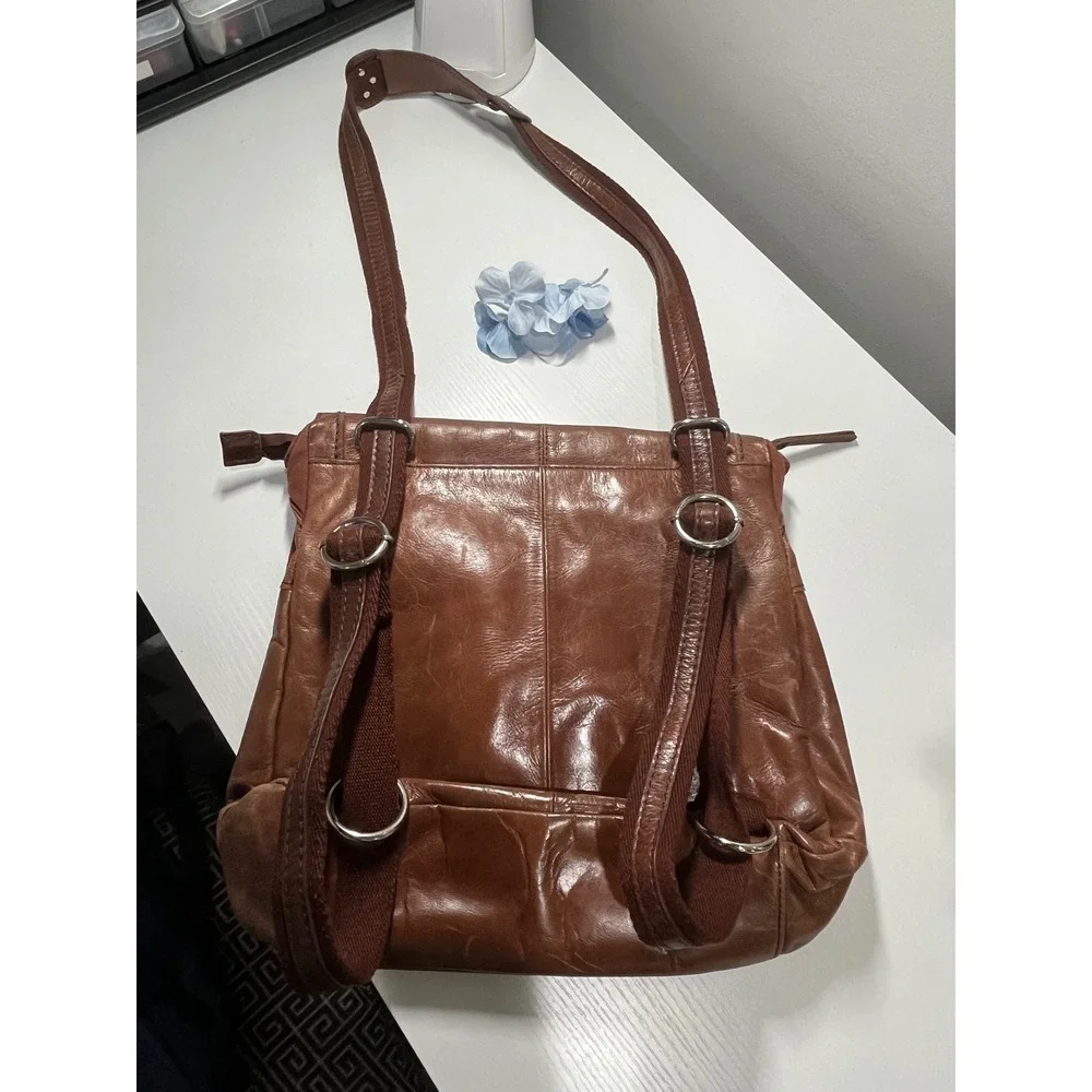 The Sak sak brown
